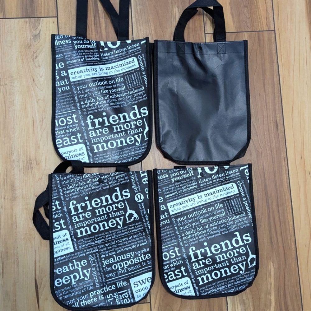 Bundle of 4 Classic Lululemon Carrier Bags